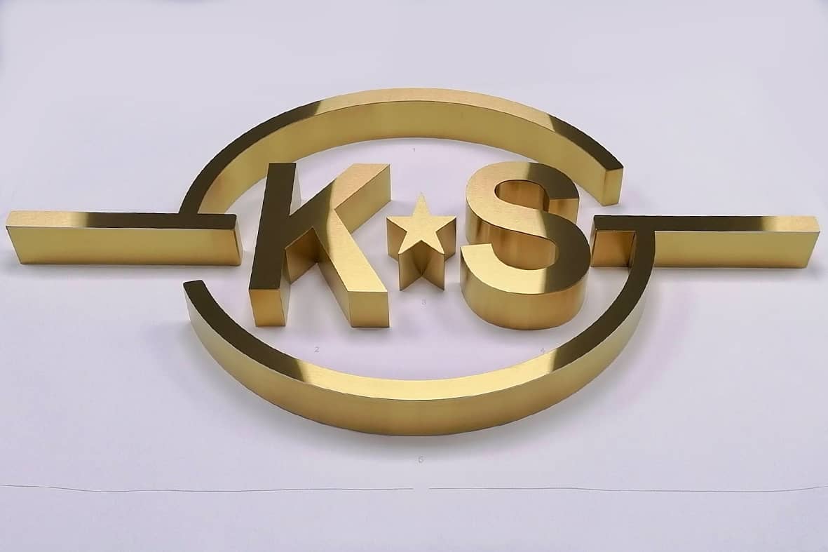 Logo KS en titanium gold brossé