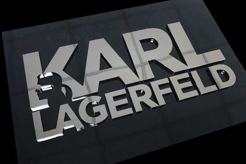 Enseigne en lettres boîtier inox Karl Lagerfeld