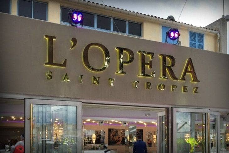 enseigne lettres boitier éclairage indirect