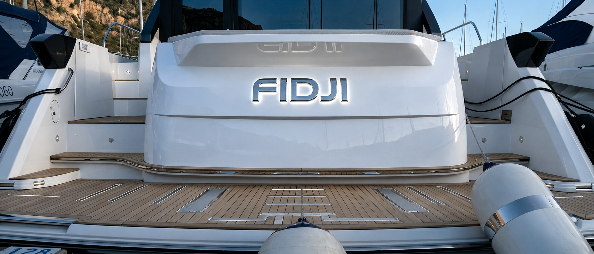 Lettrage de yacht Fidji en inox 316