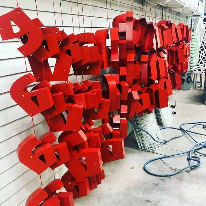 enseigne Duvel - laquage rouge